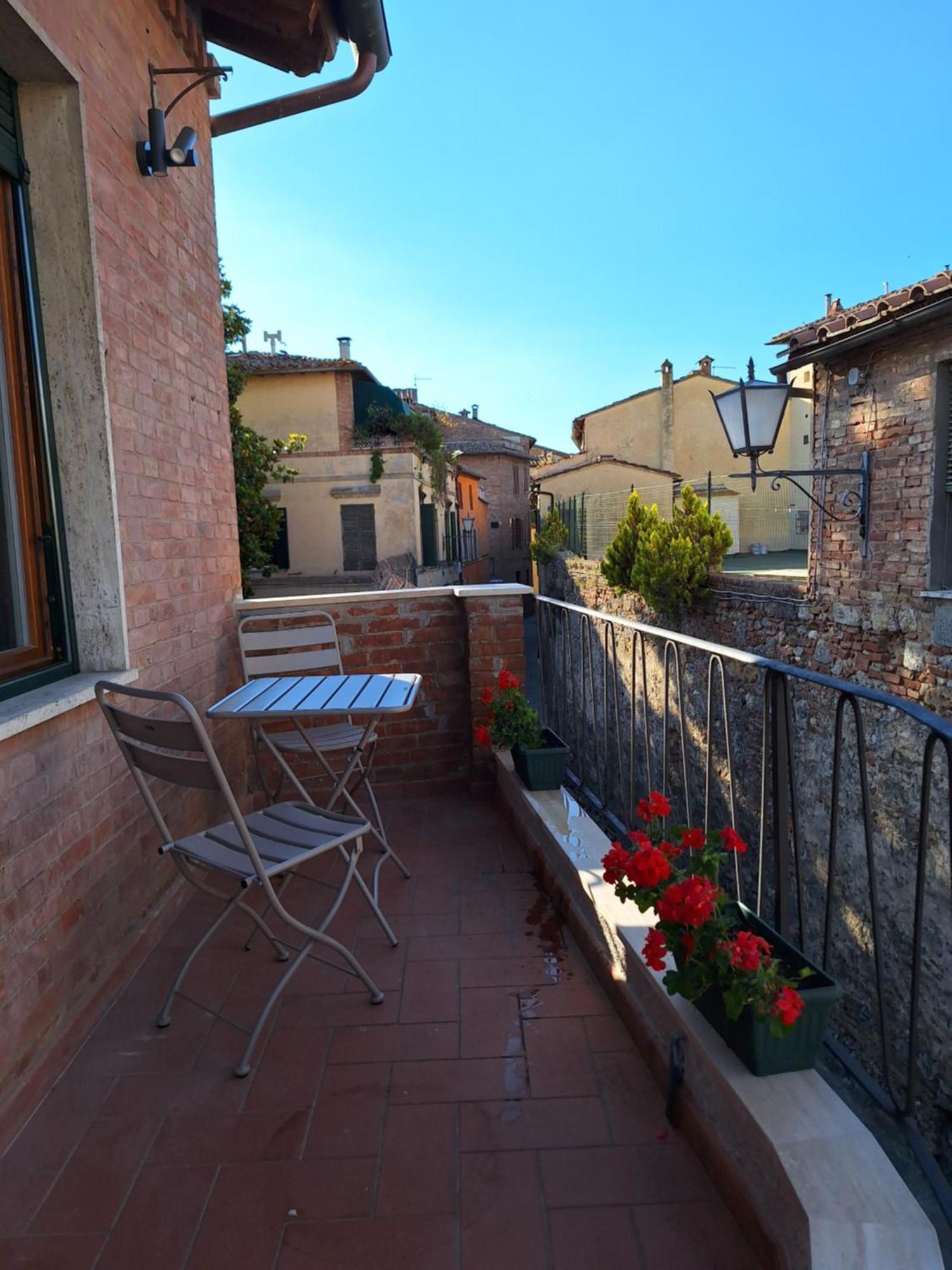 Il "Terrazzino" Nel Cuore Di เซียนา ภายนอก รูปภาพ